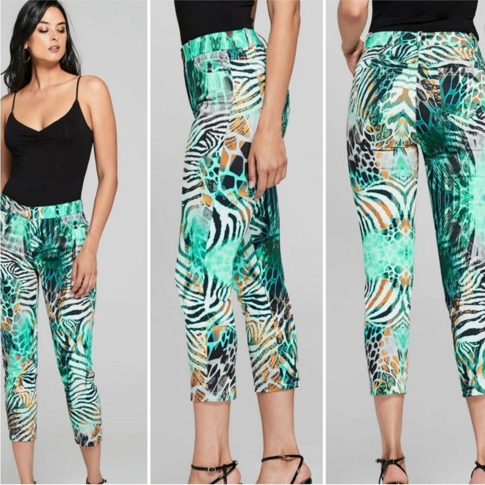 Marciano Multicolor Patterned Capris - Size L (8)